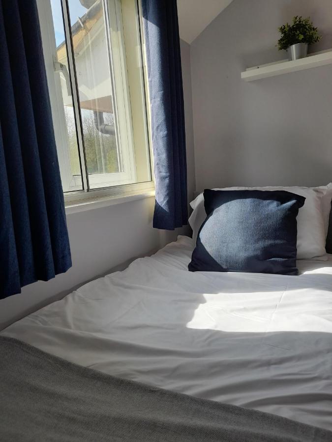 Gracenote Properties Hemel Hempstead - Serviced Apartment With Free Parking Bagian luar foto